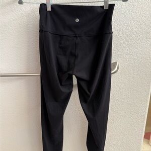 Lululemon Wunder Under High-Rise Tight 28” Luon – Size 6